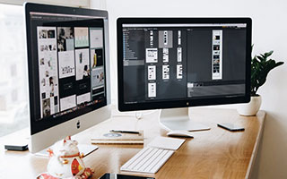 乐在其中！戈登化身训练营教练耐心指导小球员 送大帽&amp;amp;一起做游戏