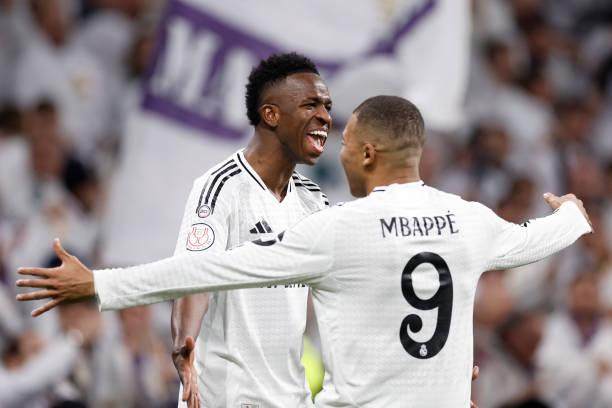 1737077886190069753.jpg 2194288118-612x612.jpg