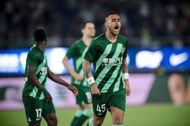 NG体育-【中超】莱昂纳多2球1助 浙江5分钟3球4比0梅州