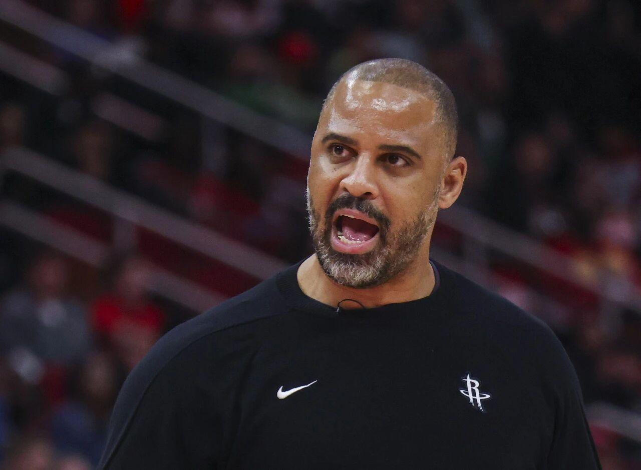 南宫体育-骂完杜兰特骂申京，乌度卡这是要疯啊！